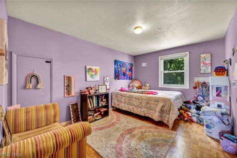 6424 Brighton Drive North Olmsted OH 44070