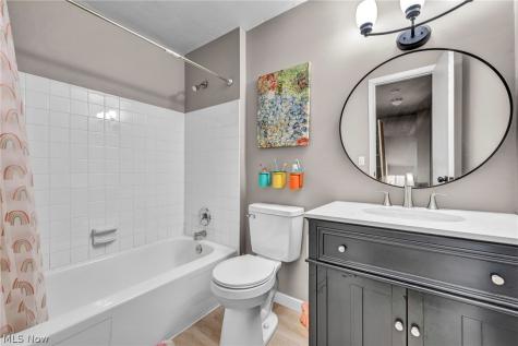 6424 Brighton Drive North Olmsted OH 44070
