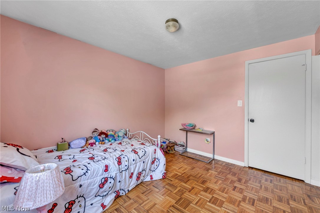 6424 Brighton Drive North Olmsted OH 44070