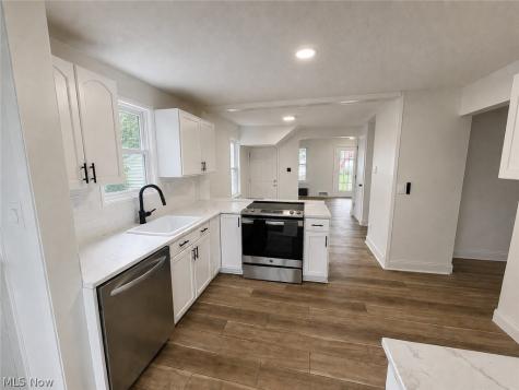 4420 Torrington Avenue Parma OH 44134