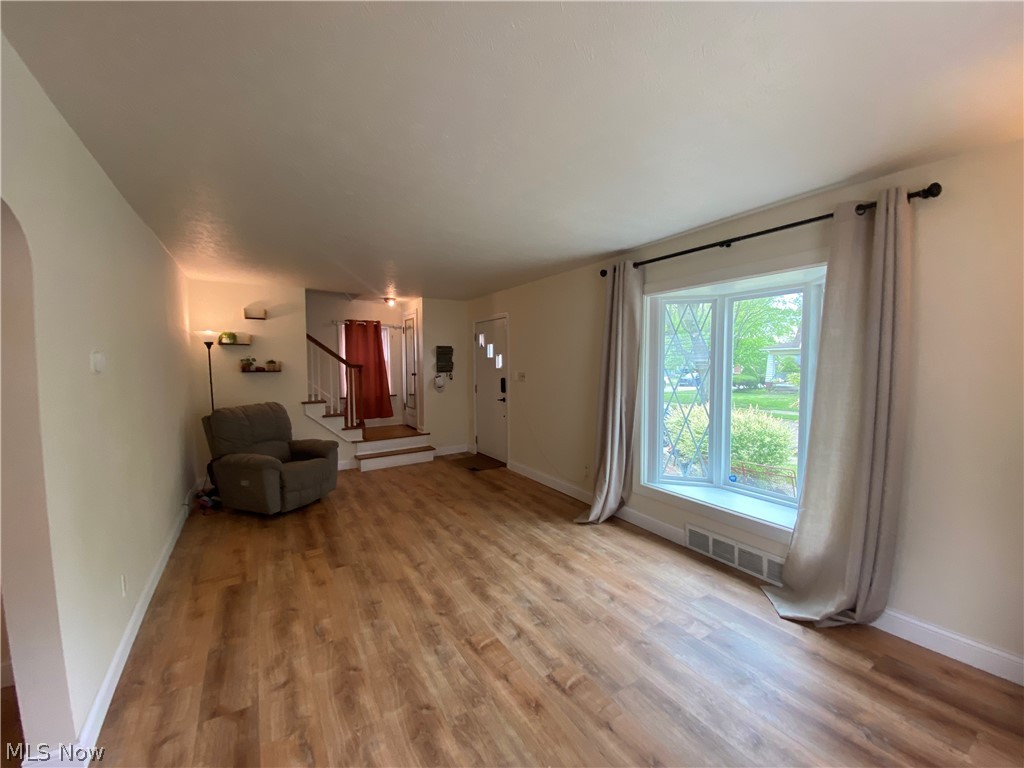 355 E Dresden Avenue Akron OH 44301