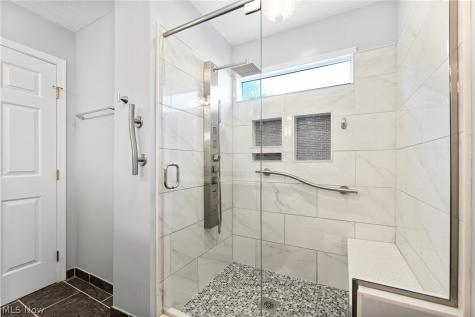 190 Cobblestone Court Berea OH 44017
