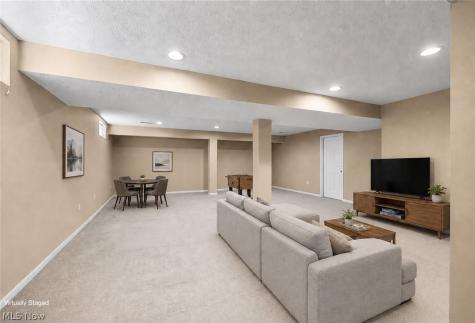 190 Cobblestone Court Berea OH 44017