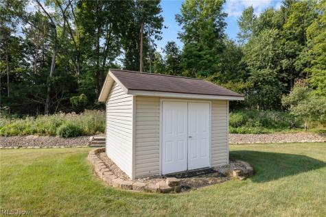 190 Cobblestone Court Berea OH 44017