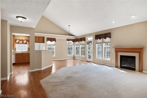 190 Cobblestone Court Berea OH 44017
