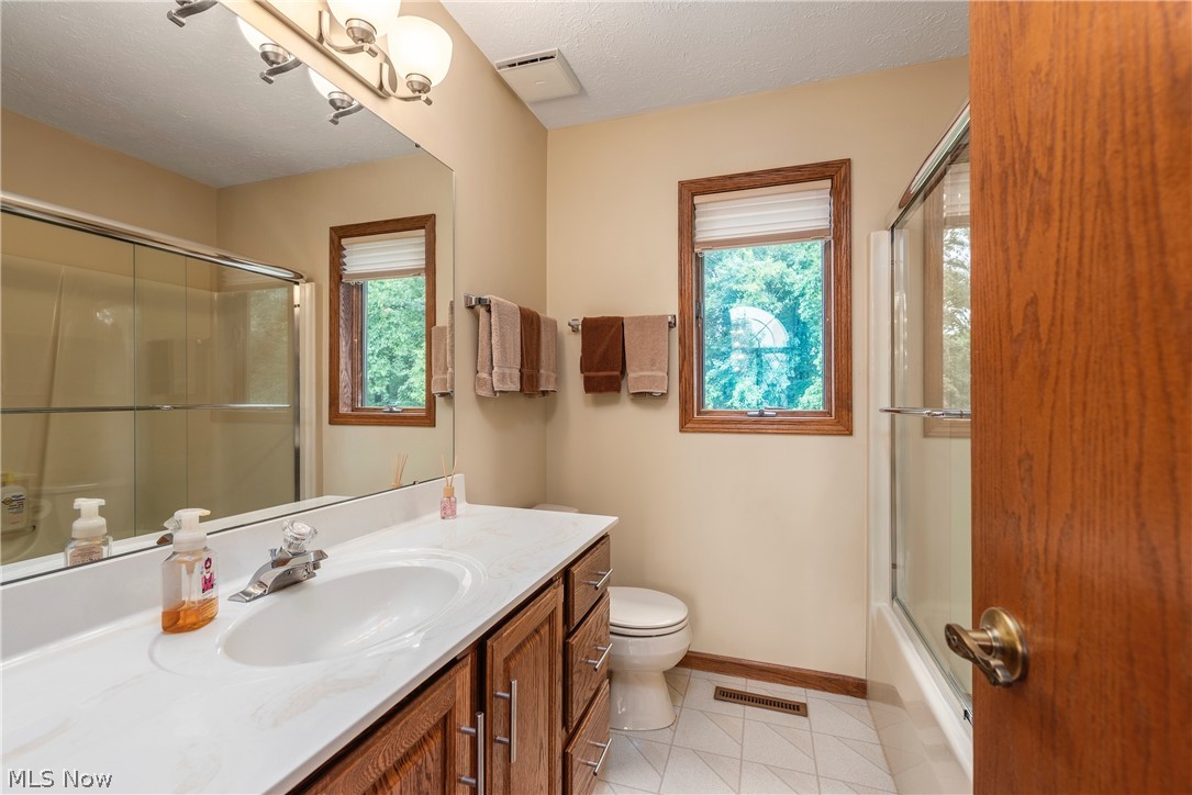 6683 Tudor Circle North Royalton OH 44133