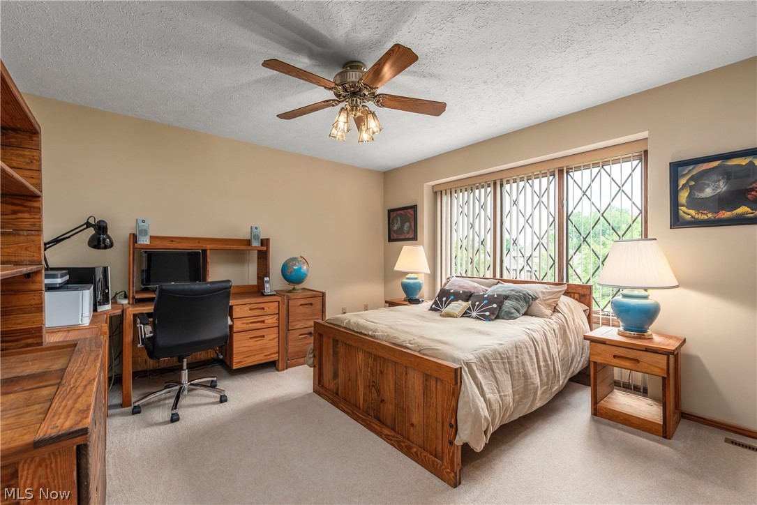 6683 Tudor Circle North Royalton OH 44133