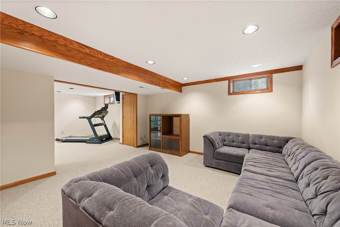 6683 Tudor Circle North Royalton OH 44133