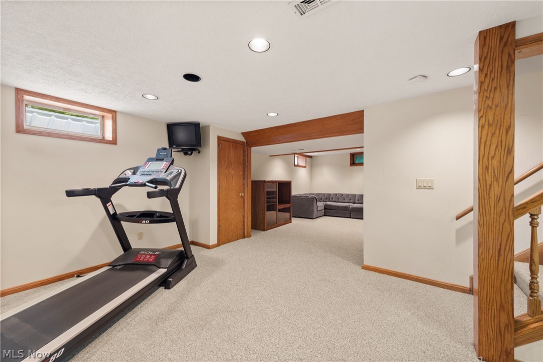 6683 Tudor Circle North Royalton OH 44133