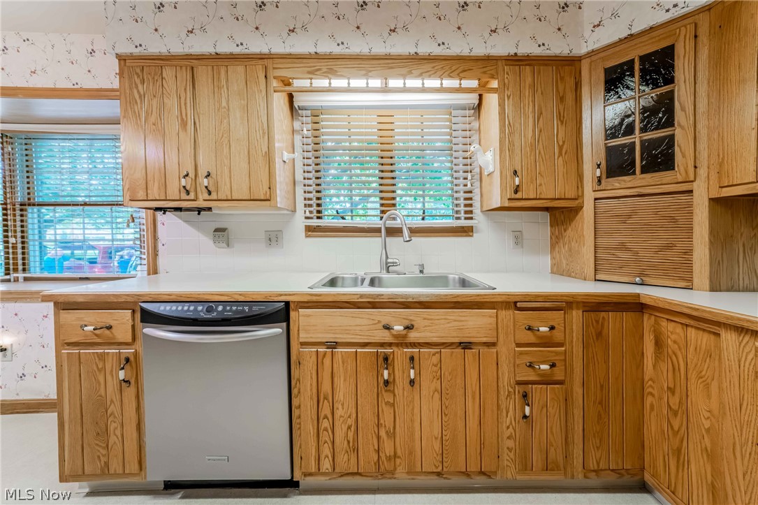 1094 N Pasadena Avenue Elyria OH 44035