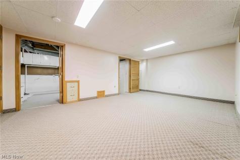 1094 N Pasadena Avenue Elyria OH 44035