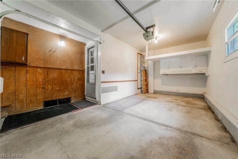 1094 N Pasadena Avenue Elyria OH 44035