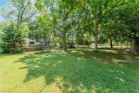1094 N Pasadena Avenue Elyria OH 44035