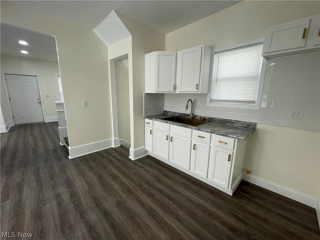 14101 Strathmore Avenue East Cleveland OH 44112