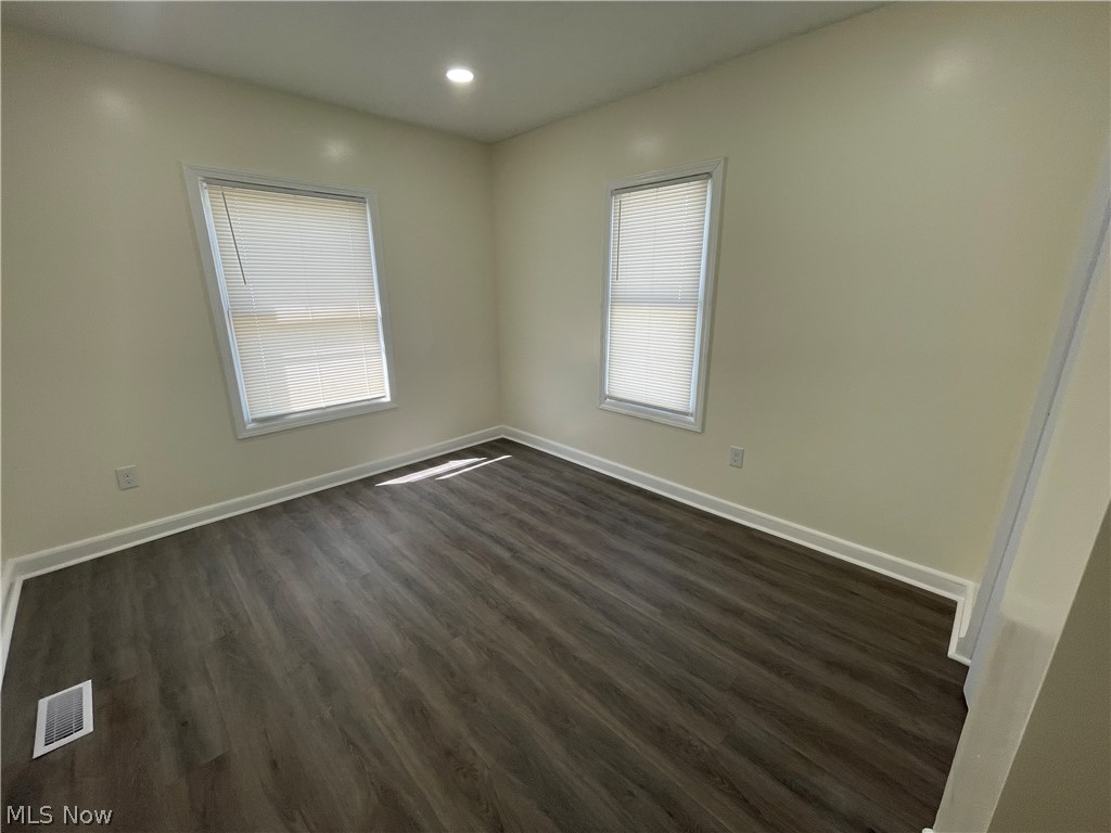 14101 Strathmore Avenue East Cleveland OH 44112