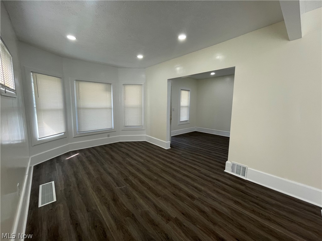 14101 Strathmore Avenue East Cleveland OH 44112