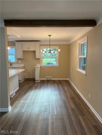 1574 Sunview Road Lyndhurst OH 44124