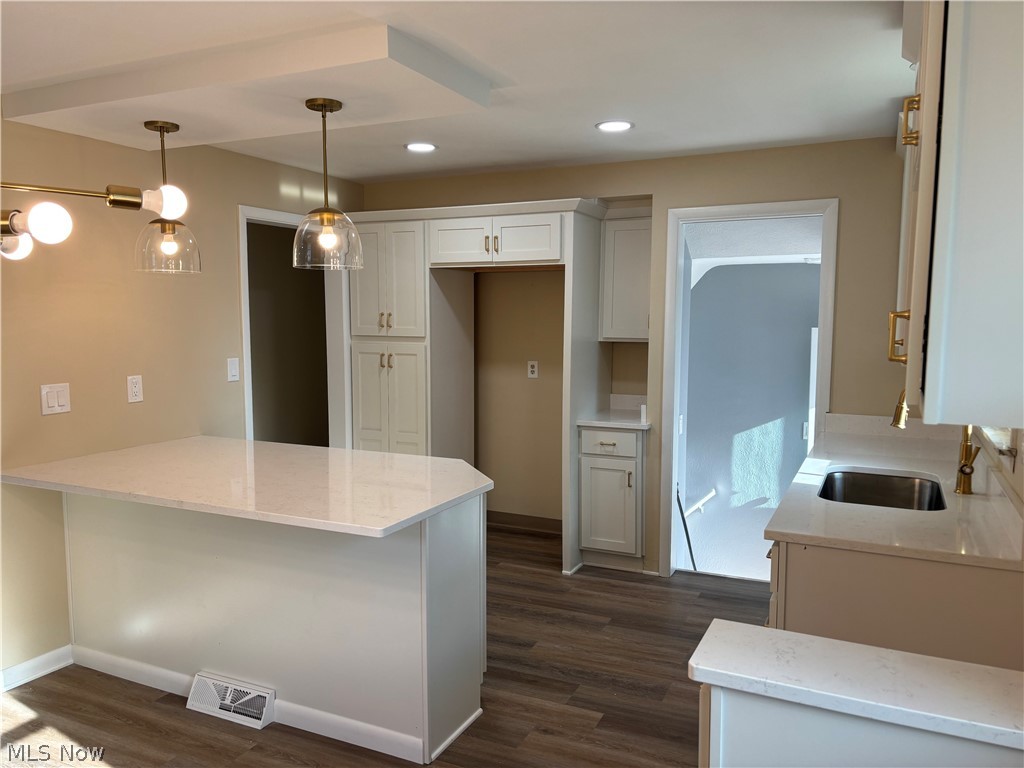 1574 Sunview Road Lyndhurst OH 44124