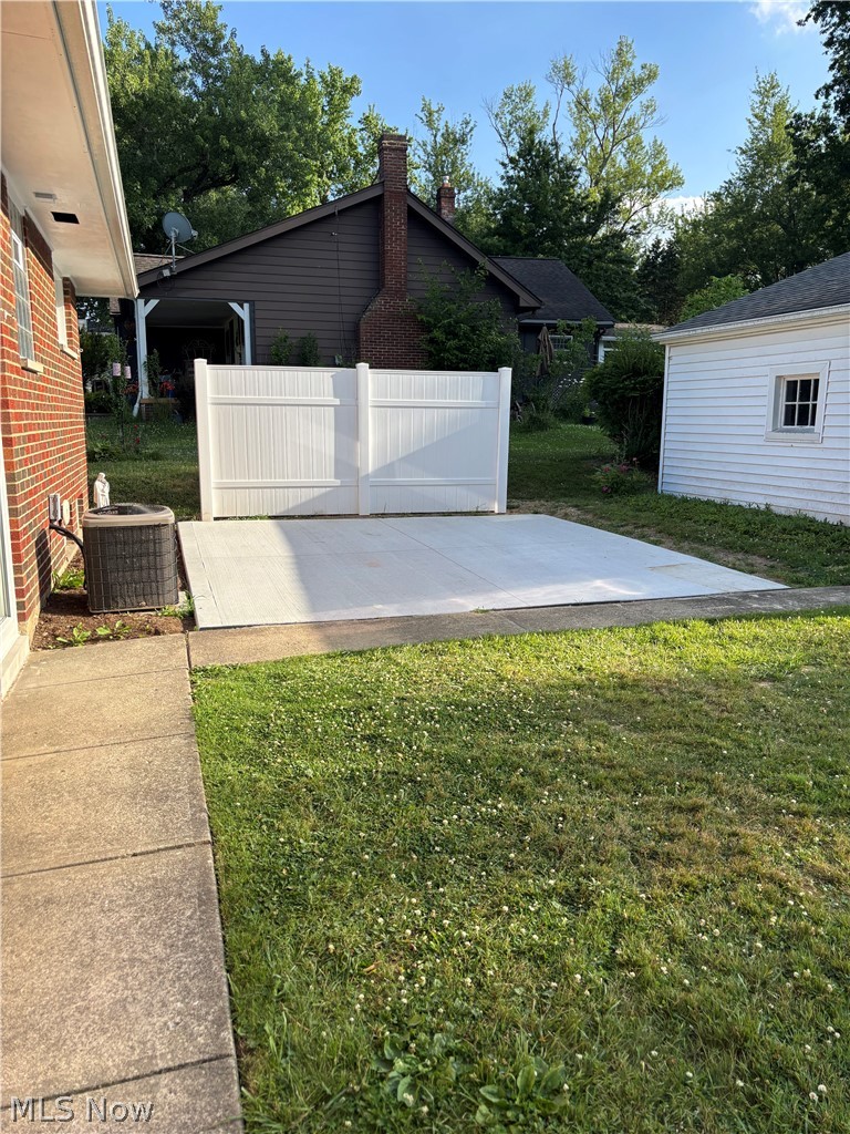 1574 Sunview Road Lyndhurst OH 44124