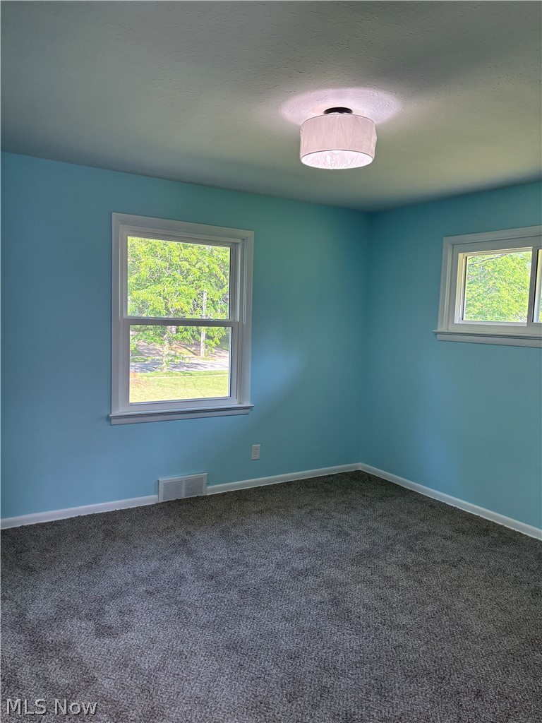 1574 Sunview Road Lyndhurst OH 44124
