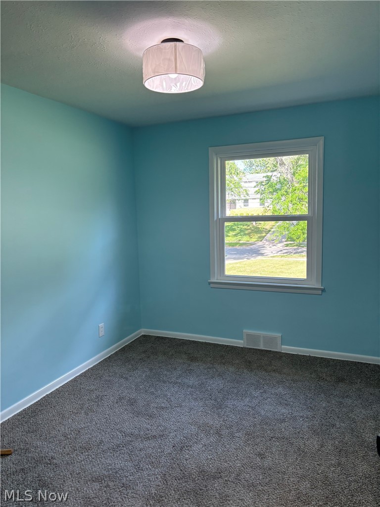 1574 Sunview Road Lyndhurst OH 44124