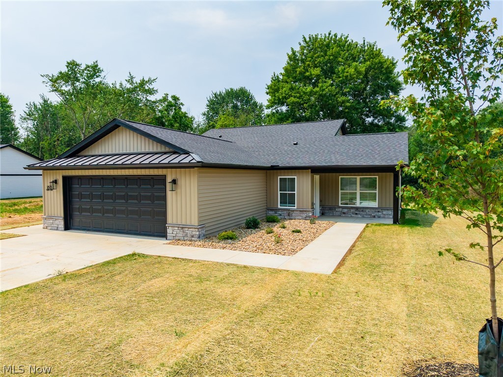 1895 Candell Avenue SW Massillon OH 44646