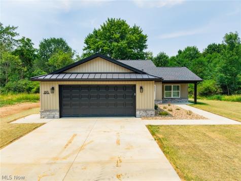 1895 Candell Avenue SW Massillon OH 44646
