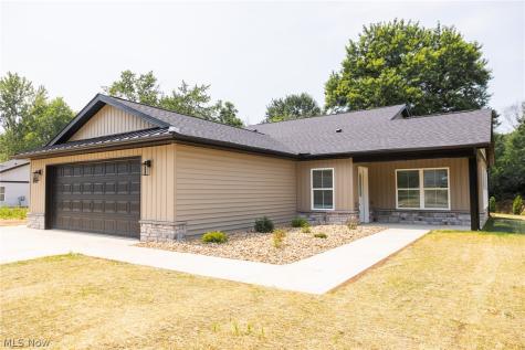 1895 Candell Avenue SW Massillon OH 44646