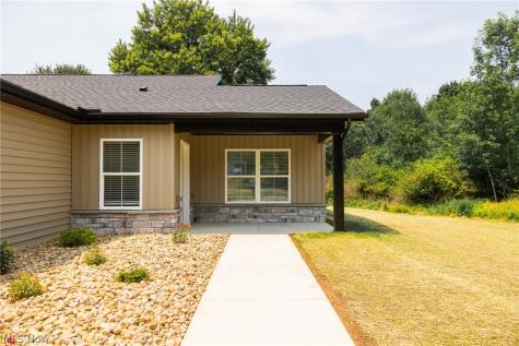 1895 Candell Avenue SW Massillon OH 44646