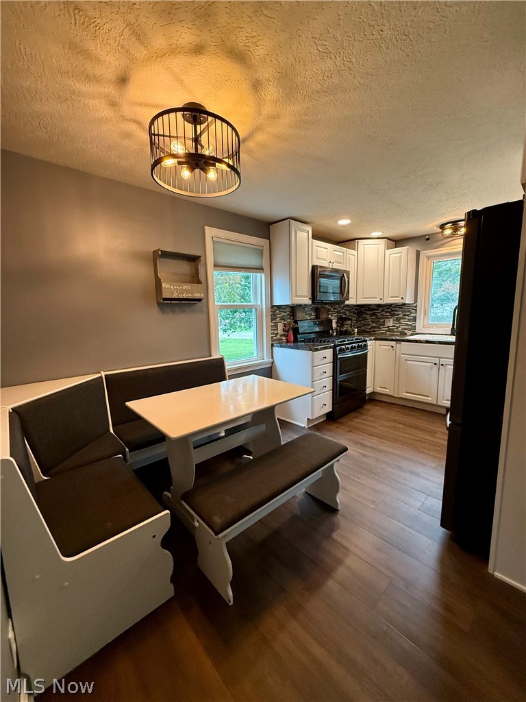 2476 Ravenna Avenue NE East Canton OH 44730