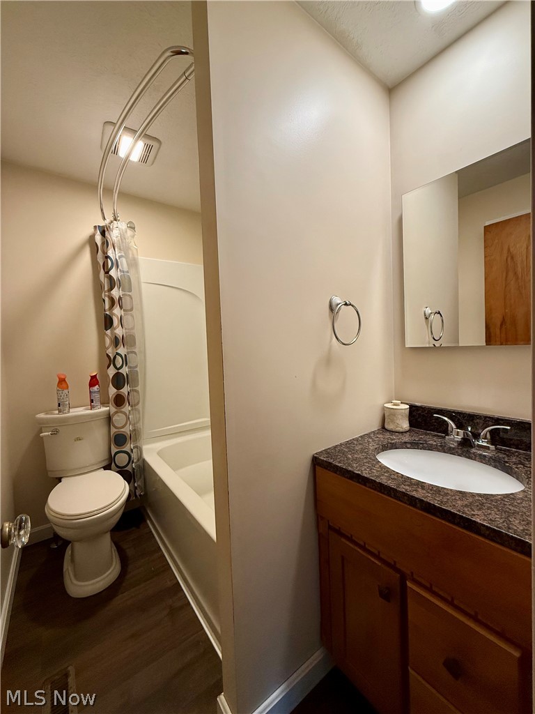 2476 Ravenna Avenue NE East Canton OH 44730
