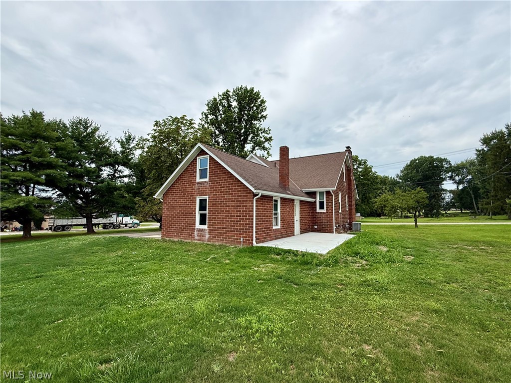 2476 Ravenna Avenue NE East Canton OH 44730