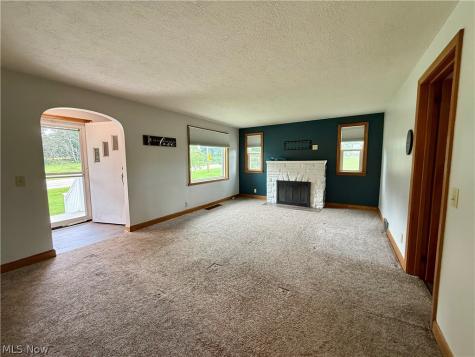 2476 Ravenna Avenue NE East Canton OH 44730