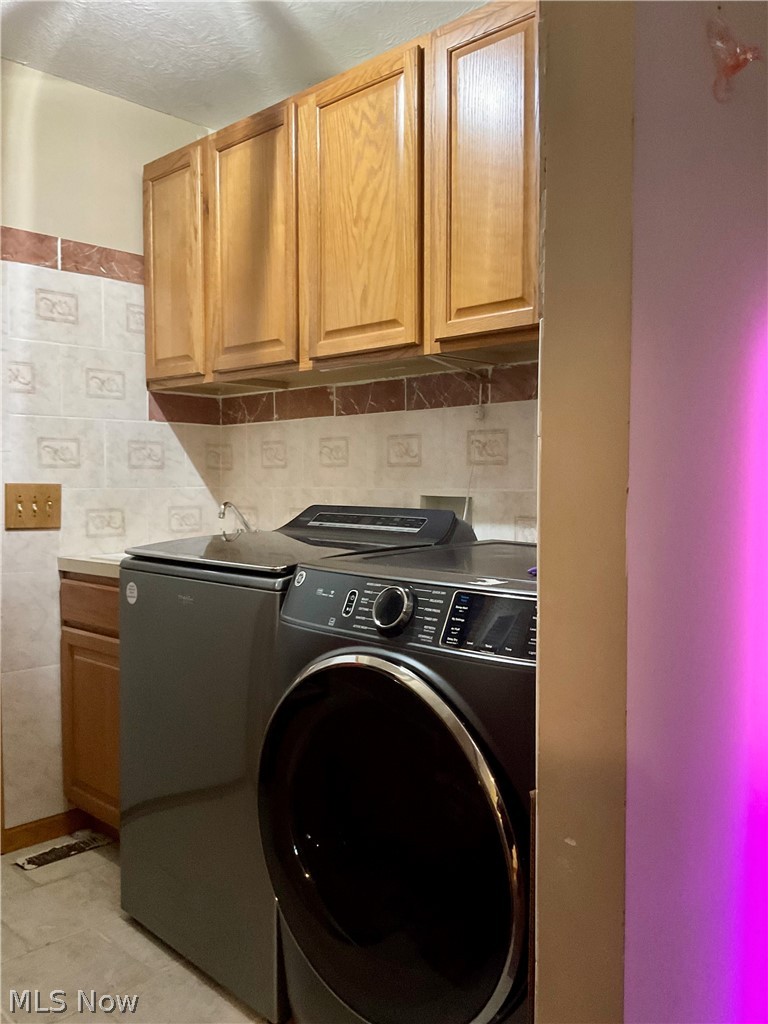 8603 Murray Road Valley View OH 44125