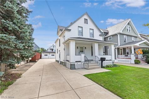 3901 Henritze Avenue Cleveland OH 44109