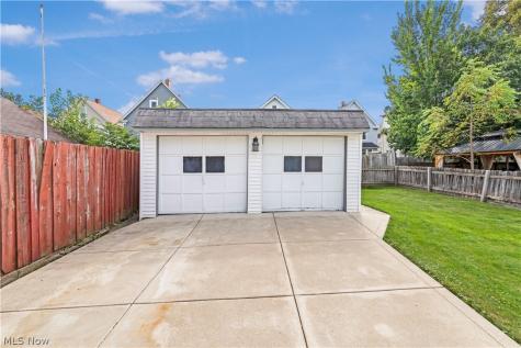 3901 Henritze Avenue Cleveland OH 44109