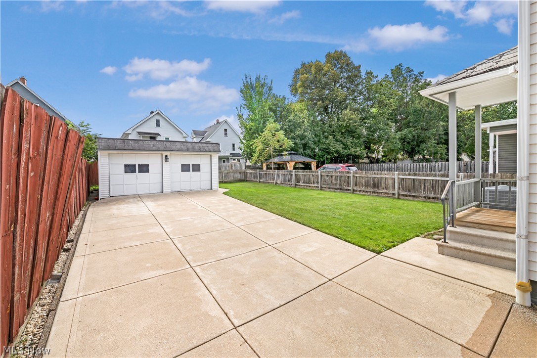3901 Henritze Avenue Cleveland OH 44109
