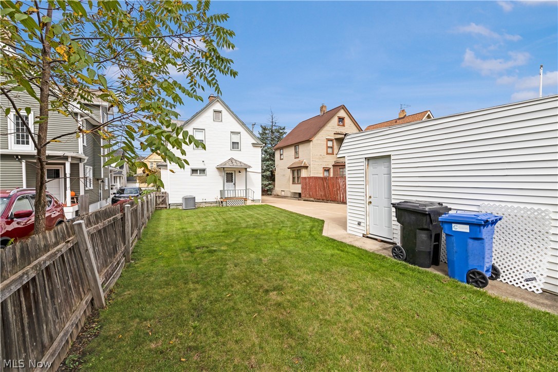 3901 Henritze Avenue Cleveland OH 44109