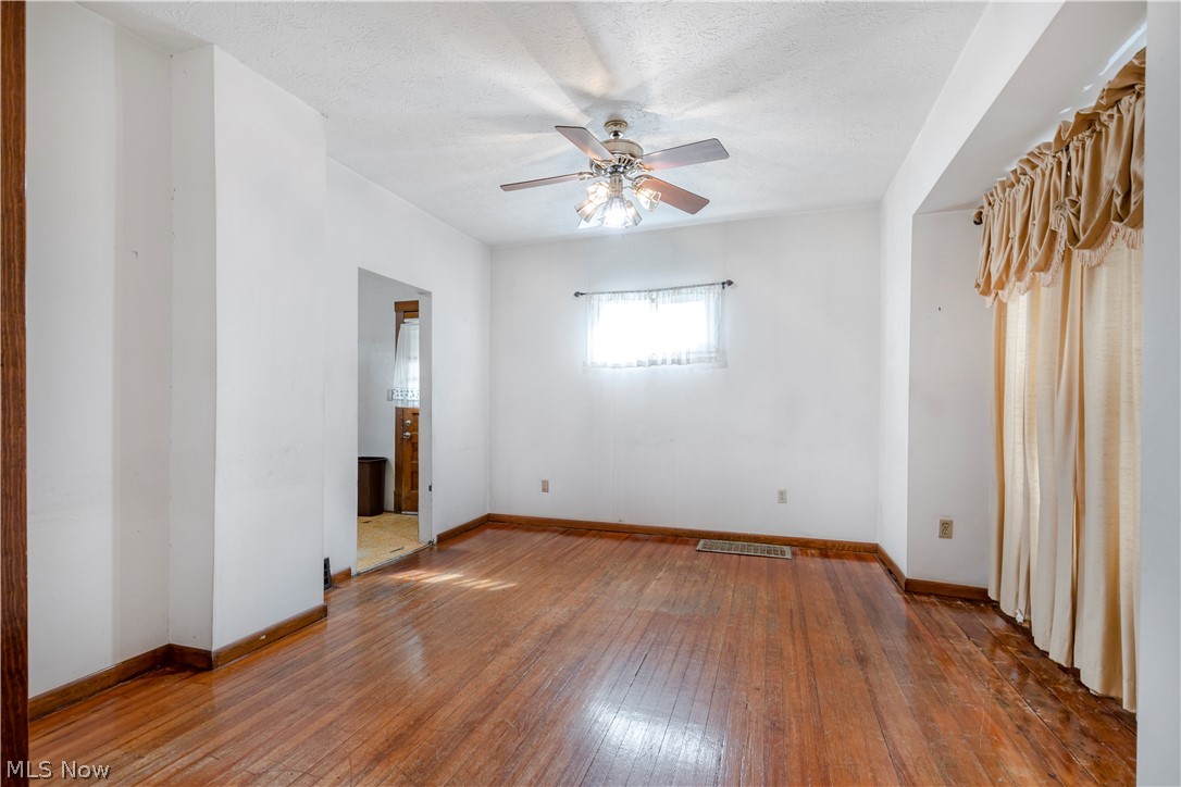 3901 Henritze Avenue Cleveland OH 44109