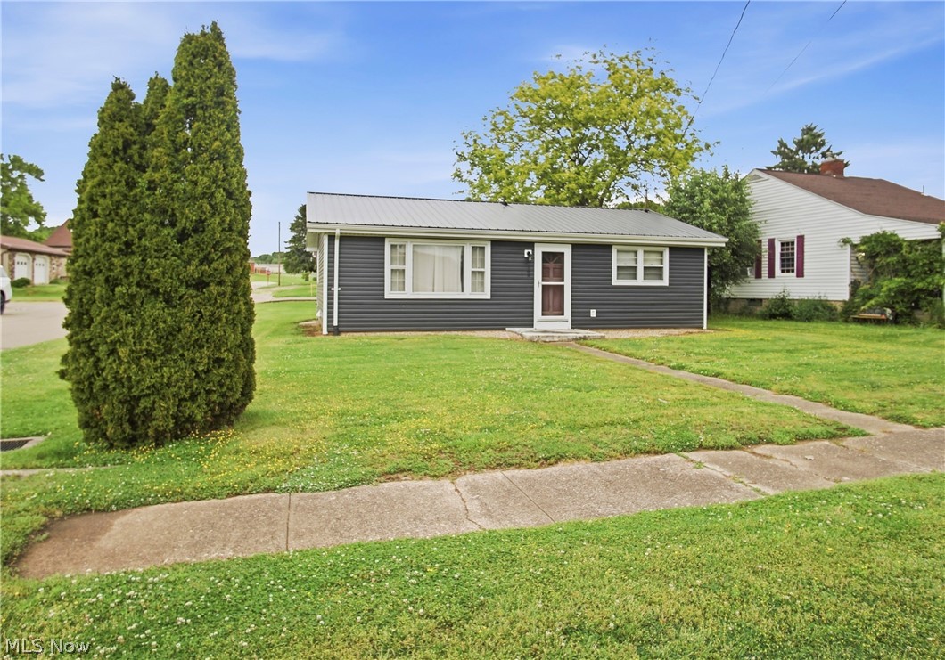 289 Elm Street Duncan Falls OH 43734