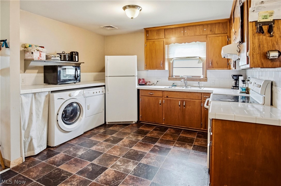 289 Elm Street Duncan Falls OH 43734