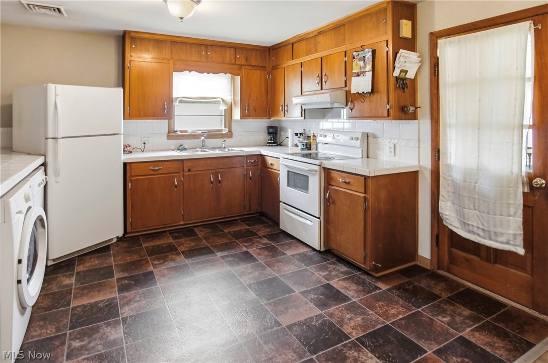 289 Elm Street Duncan Falls OH 43734