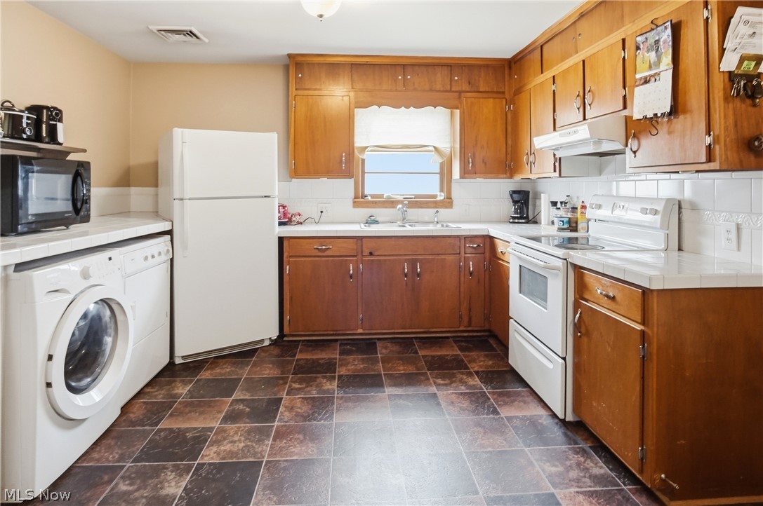 289 Elm Street Duncan Falls OH 43734