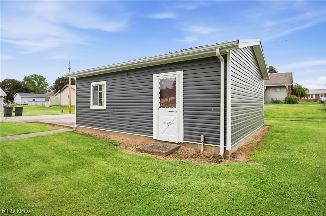 289 Elm Street Duncan Falls OH 43734