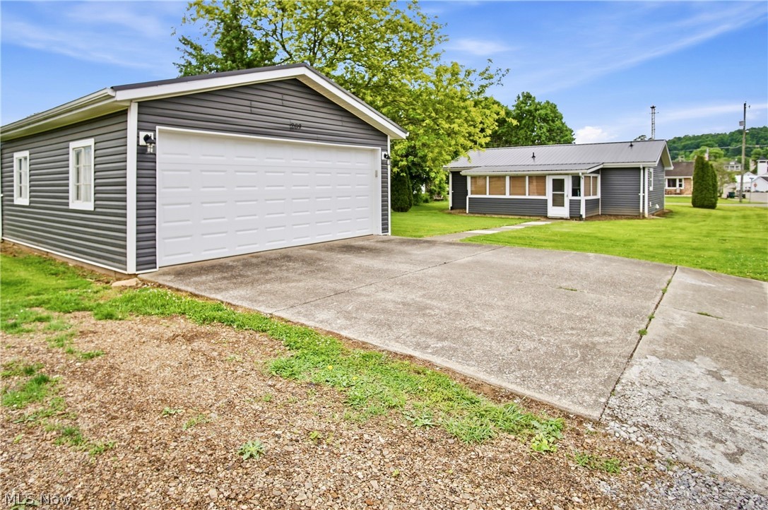 289 Elm Street Duncan Falls OH 43734