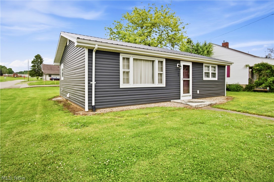 289 Elm Street Duncan Falls OH 43734