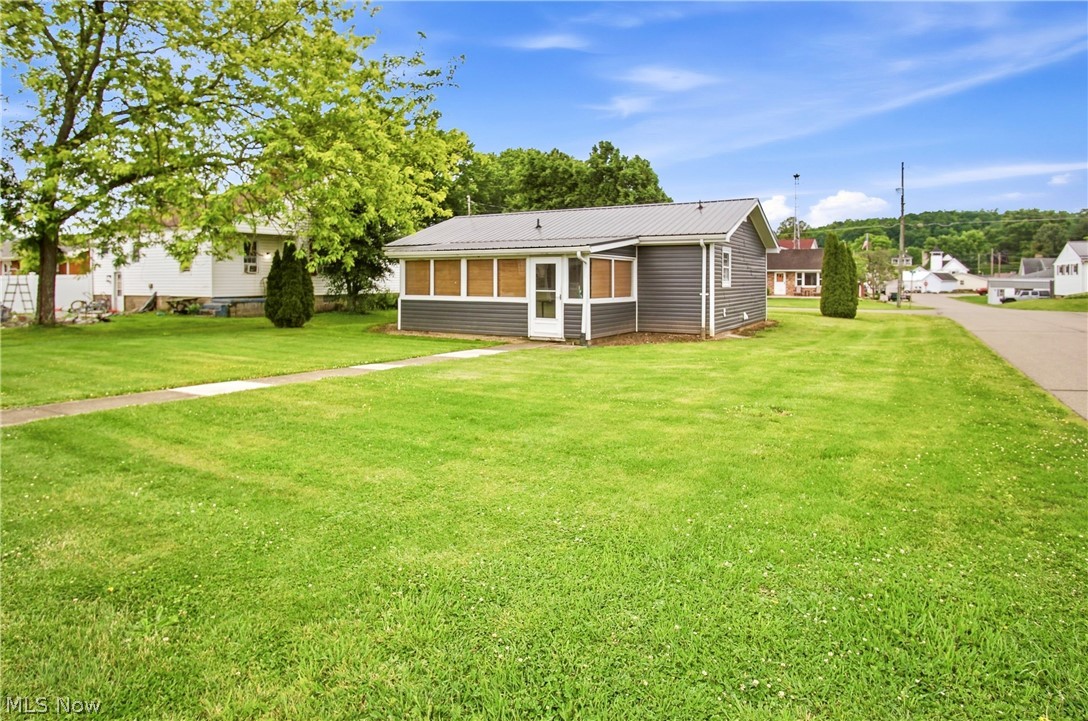 289 Elm Street Duncan Falls OH 43734