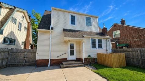 6818 Belmere Drive Parma OH 44129