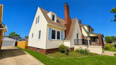 6818 Belmere Drive Parma OH 44129
