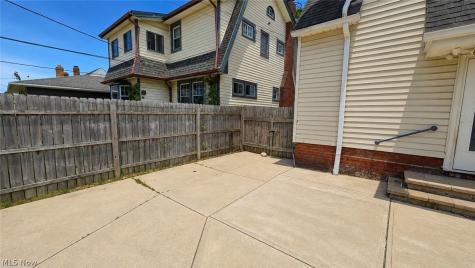 6818 Belmere Drive Parma OH 44129